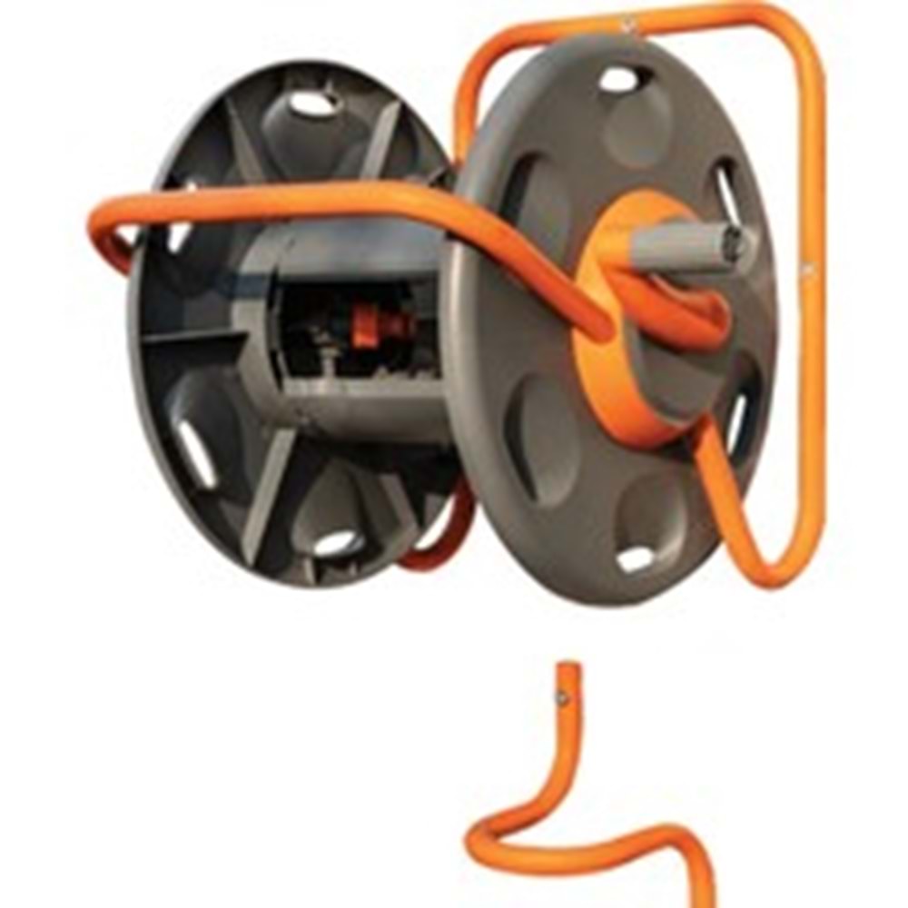 ÜZÜMCÜ HORTUM SARMA DUVARA TAKILAN